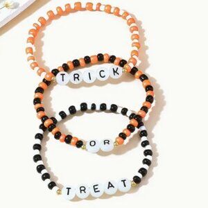Trick or Treat glow in the dark Halloween Beaded Stretch Bracelet Set NEW
